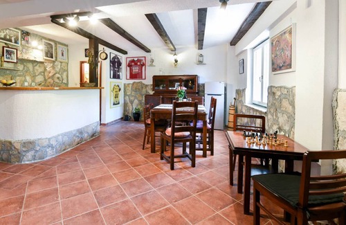 Podstrana House | 160 m² House ∙ 2 bedrooms ∙ 7 guests