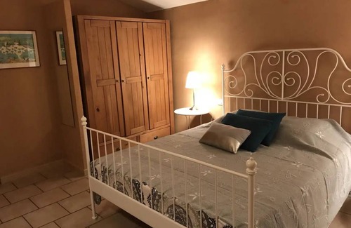 Flassan House | 160 m² House ∙ 3 bedrooms ∙ 6 guests