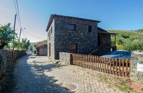 Rio De Fornos House | 160 m² House ∙ 3 bedrooms ∙ 7 guests