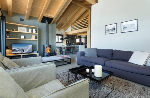 Riddes House | 160 m² House ∙ 4 bedrooms ∙ 8 guests