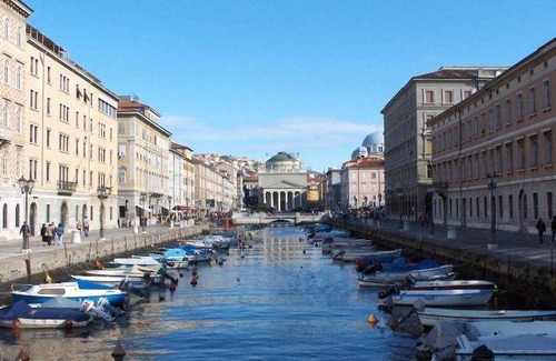 Trieste Old Town Apartment | 160 m² Serviced apartment ∙ 2 bedrooms ∙ 5 guests
