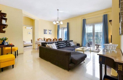Makrata Villa | 160 m² Villa ∙ 4 bedrooms ∙ 8 guests