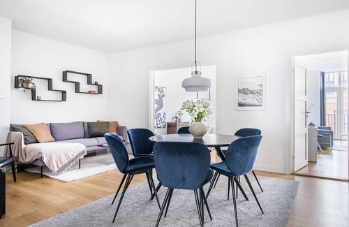 Copenhagen City Centre Apartment | 162 m² Apartment ∙ 4 bedrooms ∙ 8 guests