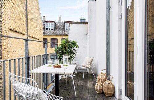 Copenhagen City Centre Apartment | 162 m² Apartment ∙ 4 bedrooms ∙ 8 guests