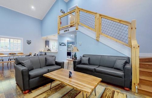 Gatlinburg - Pigeon Forge Cottage | 165 m² Cabin ∙ 3 bedrooms ∙ 10 guests