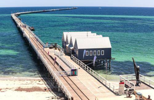 Busselton House | 165 m² House ∙ 3 bedrooms ∙ 6 guests