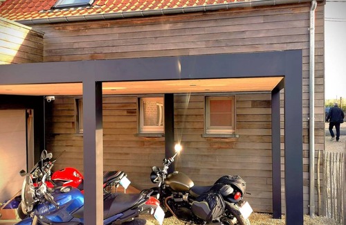 Ellezelles House | 165 m² House ∙ 4 bedrooms ∙ 8 guests
