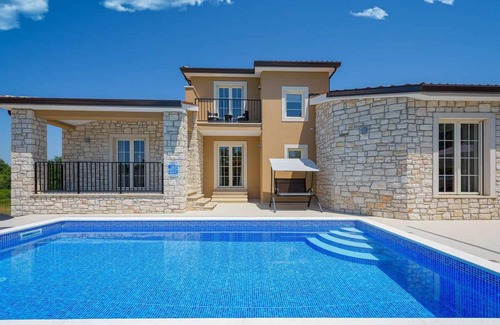 Jasenovica House | 165 m² House ∙ 4 bedrooms ∙ 8 guests