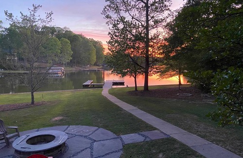 Lake Oconee Cottage | 166 m² Cabin ∙ 4 bedrooms ∙ 8 guests