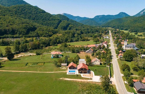 Brusane House | 166 m² House ∙ 3 bedrooms ∙ 9 guests