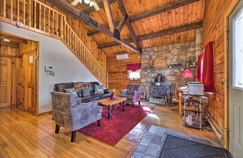 East Stroudsburg House | 167 m² House ∙ 3 bedrooms ∙ 10 guests