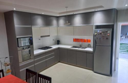 Mendoza House | 1670 House