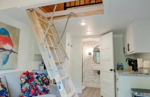 Groveoak House | #16Bluebird Feather Tiny Cottage