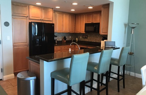 Pensacola Beach Condo | 16𝒕𝒉 𝑺𝒕𝒐𝒓𝒚 𝑯𝒊𝒈𝒉 𝑹𝒊𝒔𝒆 𝑳𝒖𝒙𝒖𝒓𝒚 𝒢𝓊𝓁𝒻 𝒱𝒾ℯ𝓌 5 𝑺𝒕𝒂𝒓 2br