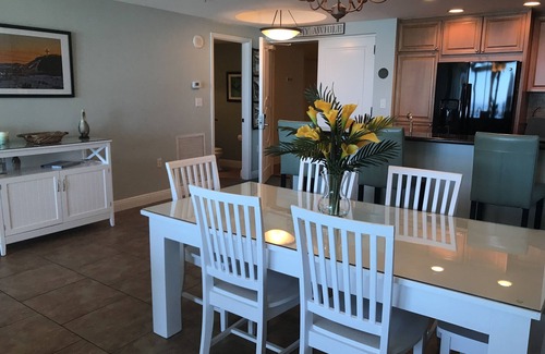 Pensacola Beach Condo | 16𝒕𝒉 𝑺𝒕𝒐𝒓𝒚 𝑯𝒊𝒈𝒉 𝑹𝒊𝒔𝒆 𝑳𝒖𝒙𝒖𝒓𝒚 𝒢𝓊𝓁𝒻 𝒱𝒾ℯ𝓌 5 𝑺𝒕𝒂𝒓 2br