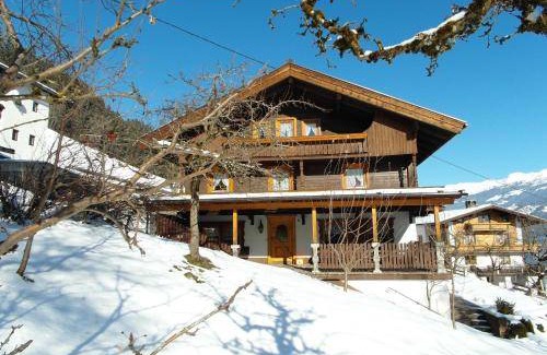 Hippach-Schwendberg Apartment | 170 m² Apartment ∙ 8 bedrooms ∙ 13 guests