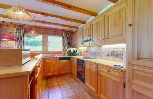 Les Marecottes Ski Chalet | 170 m² Chalet ∙ 4 bedrooms ∙ 7 guests