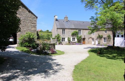 Valcanville House | 170 m² Gîte ∙ 4 bedrooms ∙ 8 guests