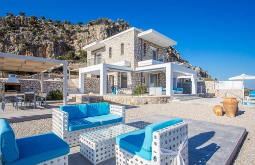 Afandou House | 170 m² House ∙ 4 bedrooms ∙ 8 guests