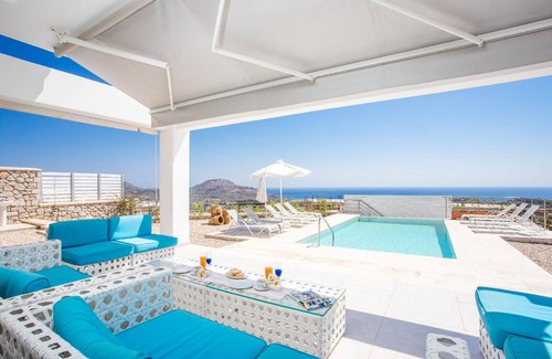 Afandou House | 170 m² House ∙ 4 bedrooms ∙ 8 guests