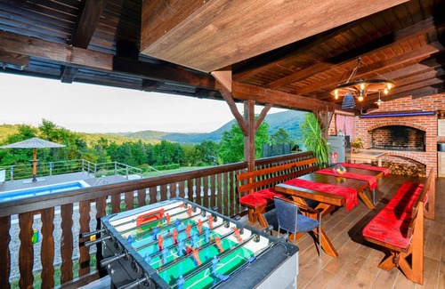 Zumberak House | 173 m² House ∙ 4 bedrooms ∙ 11 guests