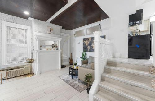 Dupont Circle Bed & Breakfast | 1731 Private room