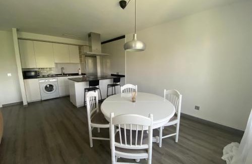 Distrito Sur Apartment | 173A Amplio apartamento moderno