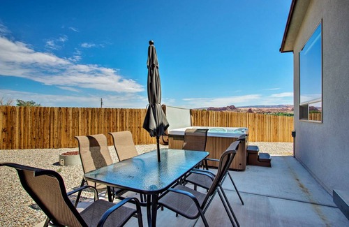 Moab South Valley Apartment | 176 m² Apartment ∙ 3 bedrooms ∙ 10 guests
