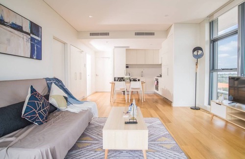 Macquarie Park Apartment | 17th Level 1bed1bath APT Macquaire Park+wifi+view