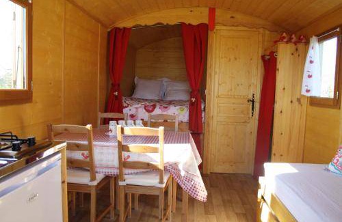 Mortagne-au-Perche Other | 18 m² Tent ∙ 1 bedroom ∙ 4 guests