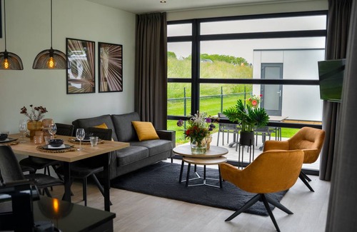 Maurik Villa | 18 m² Villa ∙ 2 bedrooms ∙ 2 guests
