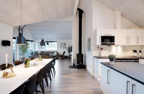 Houstrup House | 18 person holiday home in Nørre Nebel