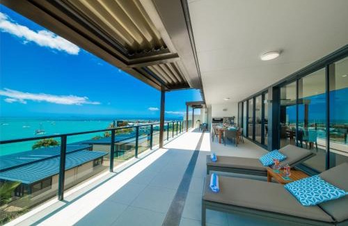 Cannonvale Apartment | 180 Degrees