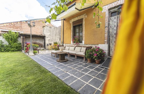 Santibanez de Valcorba House | 180 m² House ∙ 3 bedrooms ∙ 10 guests