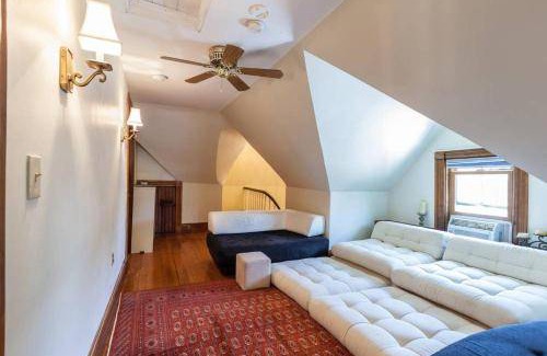 Observatory Hill Apartment | 180 m² Apartment ∙ 5 bedrooms ∙ 10 guests