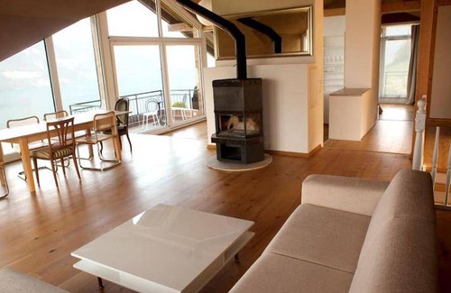 Krattigen Apartment | 180 m² Apartment ∙ 1 bedroom ∙ 4 guests