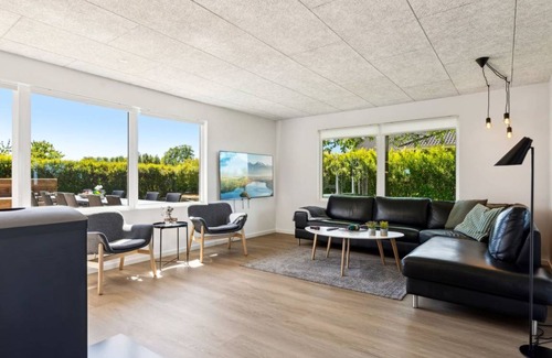 Bønnerup Strand House | 180 m² House ∙ 1 bedroom ∙ 12 guests