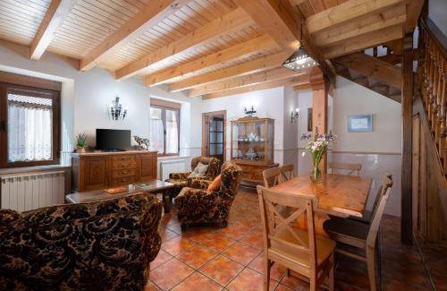 Pallide House | 180 m² House ∙ 5 bedrooms ∙ 10 guests