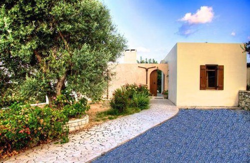 Amnatos House | 180 m² House ∙ 5 bedrooms ∙ 10 guests
