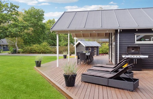 Grena Strand House | 180 m² House ∙ 5 bedrooms ∙ 14 guests