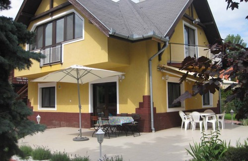 Zamardi House | 180 m² House ∙ 6 bedrooms ∙ 21 guests