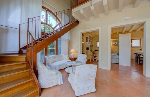 Colognola ai Colli Villa | 180 m² Villa ∙ 3 bedrooms ∙ 8 guests