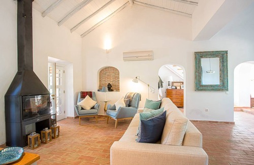 Olhao Villa | 180 m² Villa ∙ 4 bedrooms ∙ 8 guests