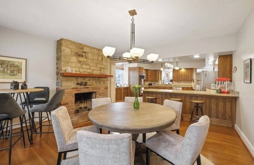 Heath Other | 1800's Totally restored Estate w/5 bedrooms, pool, hot tub, and pickle ball!