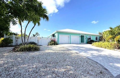 Port Pine Heights House | 181 m² House ∙ 3 bedrooms ∙ 6 guests