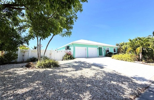 Port Pine Heights House | 181 m² House ∙ 3 bedrooms ∙ 6 guests