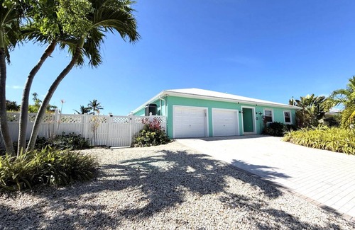 Port Pine Heights House | 181 m² House ∙ 3 bedrooms ∙ 6 guests