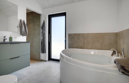 Hvidbjerg Strand House | 184 m² House ∙ 4 bedrooms ∙ 12 guests