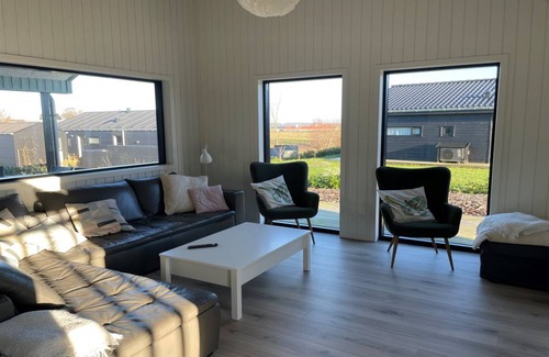 Hvidbjerg Strand House | 184 m² House ∙ 4 bedrooms ∙ 12 guests