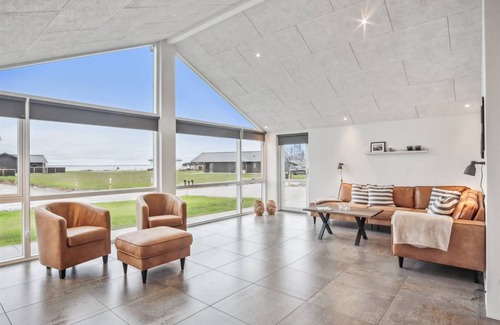 Grønninghoved Strand House | 185 m² House ∙ 5 bedrooms ∙ 10 guests